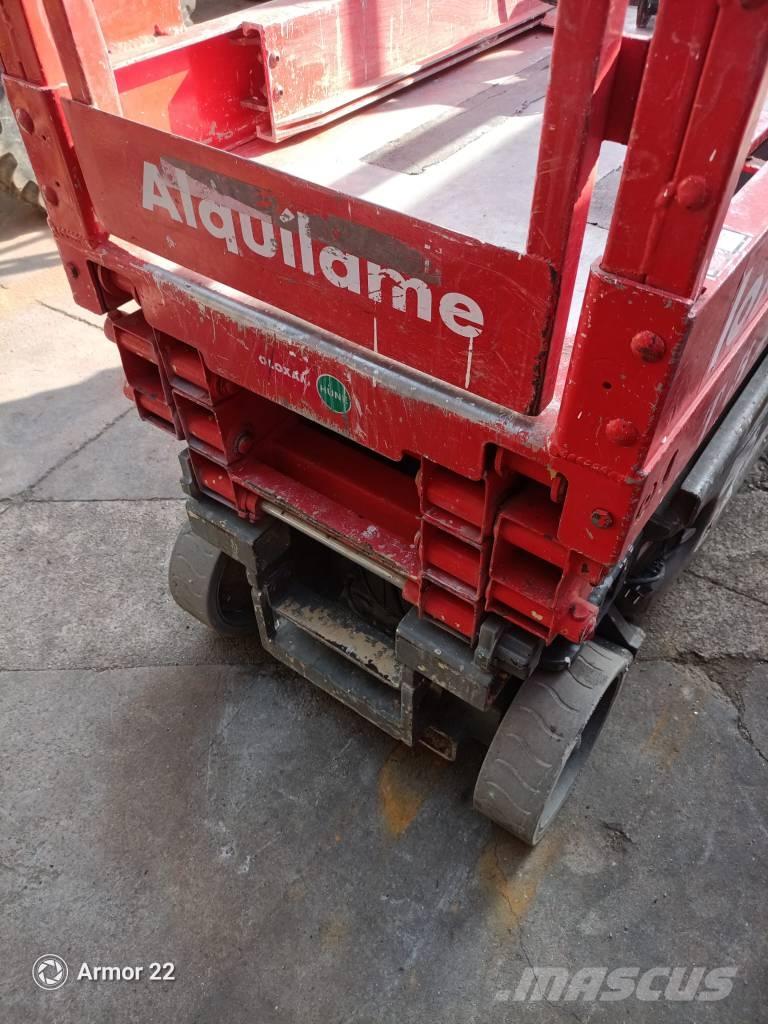 JLG 1930 ES Šķerveida pacēlāji