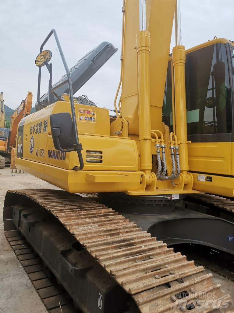 Komatsu PC 200 LC-8 Kāpurķēžu ekskavatori