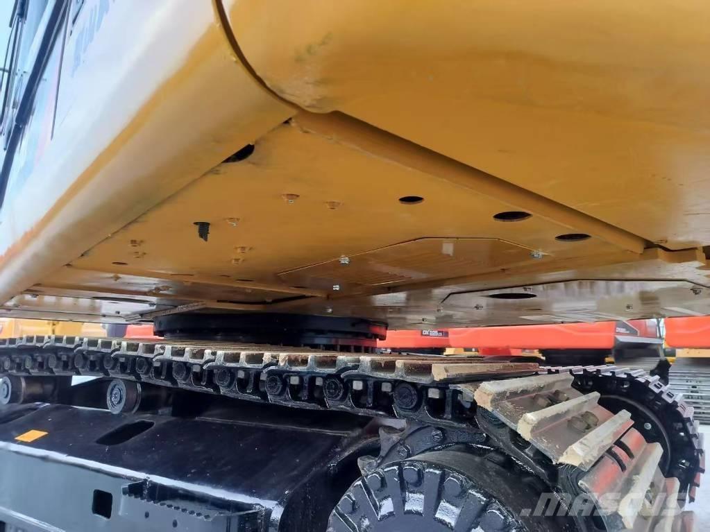 CAT 320 D2L Kāpurķēžu ekskavatori