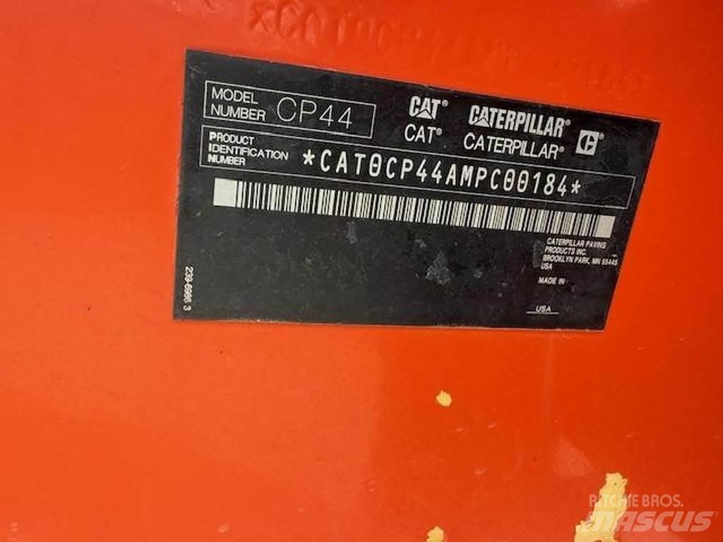 CAT CP44 Vienvalča grunts veltņi