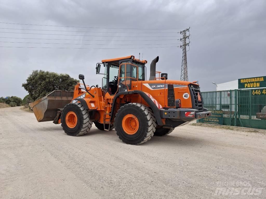 Doosan DL 300-5 Iekrāvēji uz riteņiem