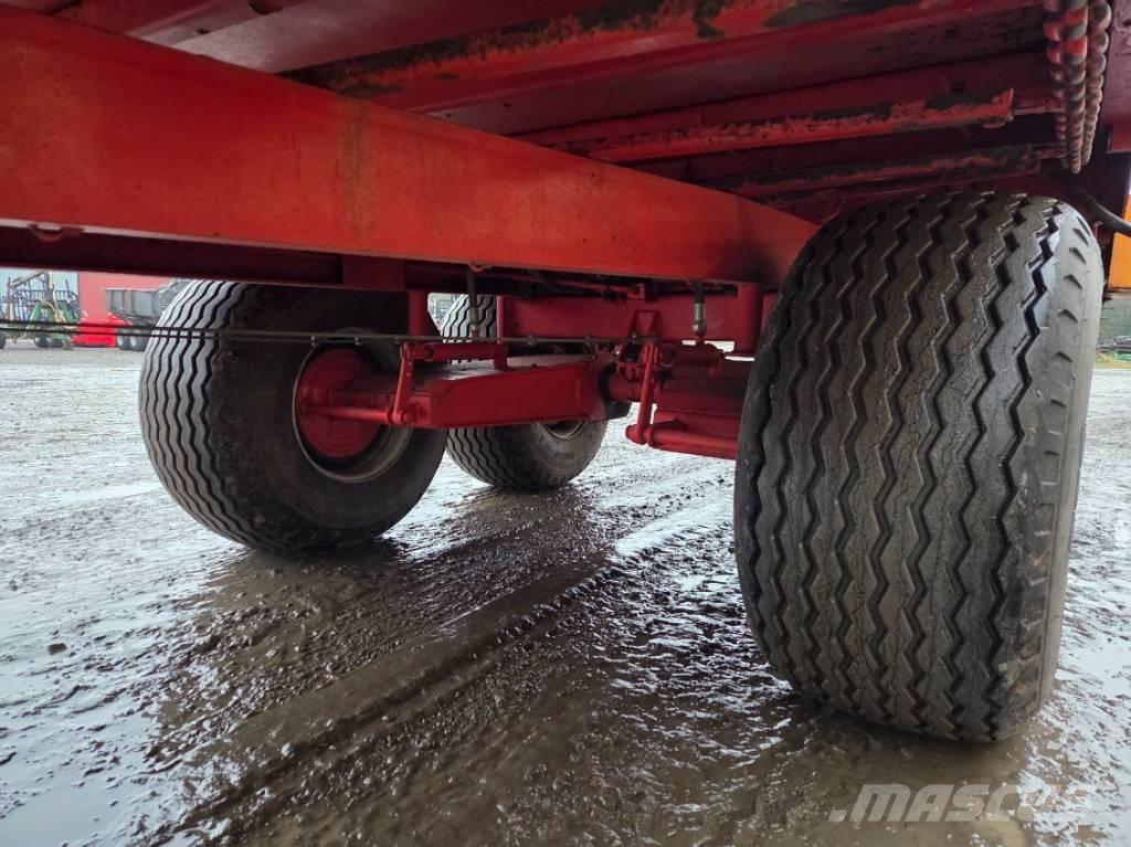 Möre N-218/P Mēslojuma izkliedētājs