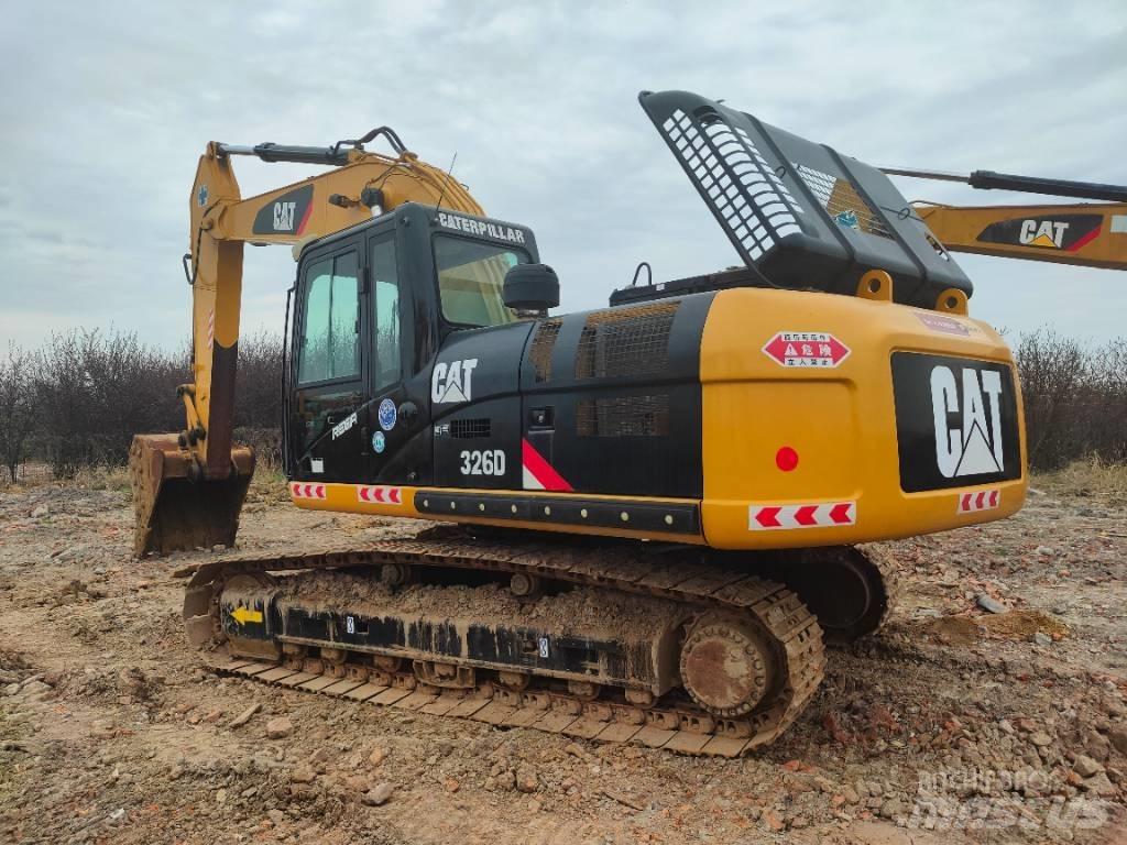 CAT 326D Kāpurķēžu ekskavatori