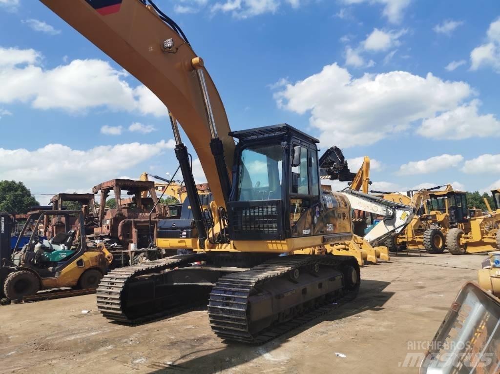 CAT 325DL Kāpurķēžu ekskavatori