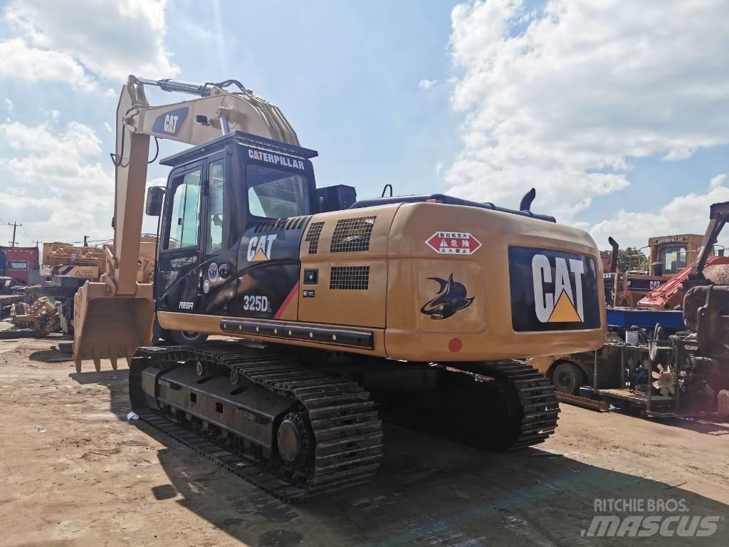 CAT 325DL Kāpurķēžu ekskavatori