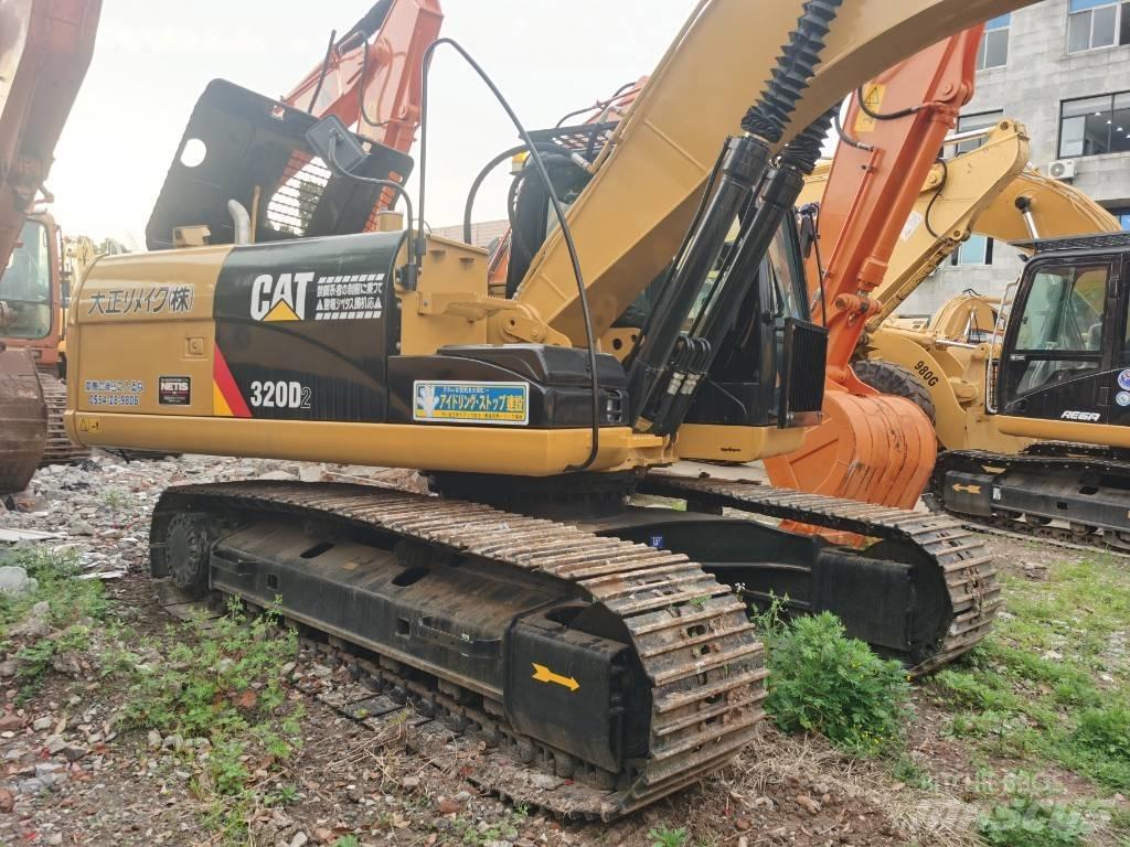 CAT 320 D2 Kāpurķēžu ekskavatori