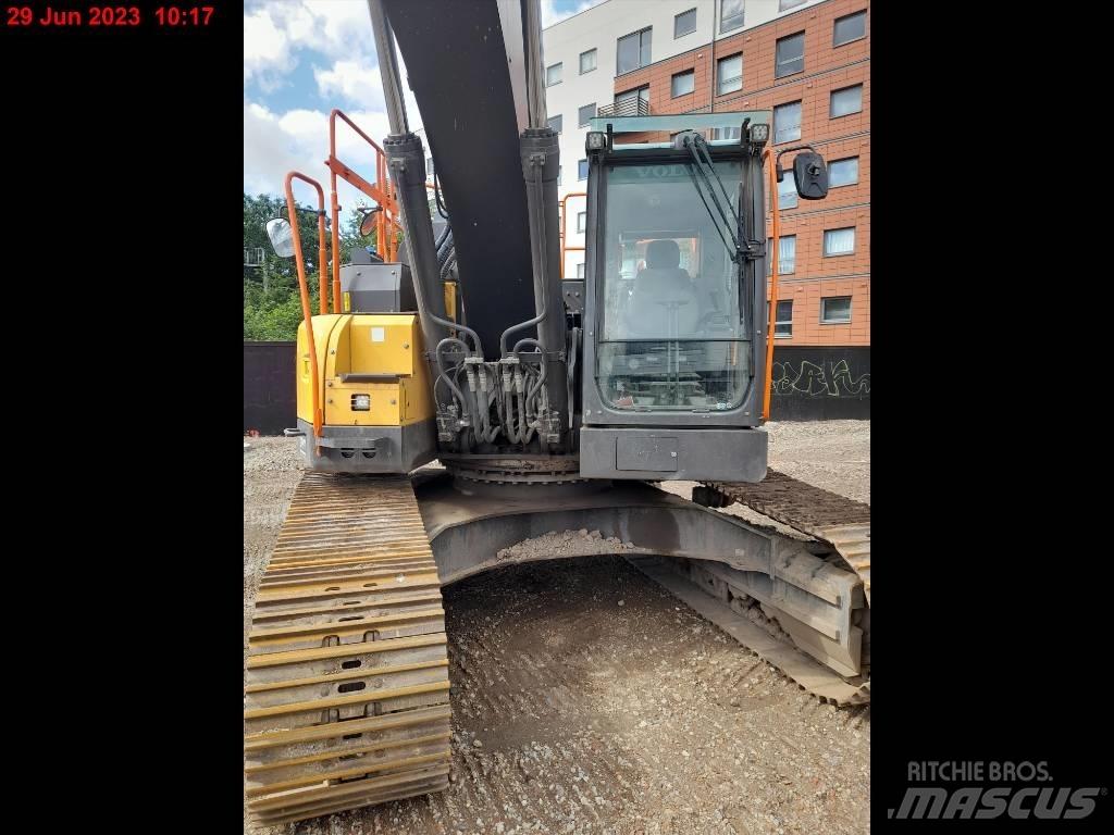 Volvo ECR355EL Kāpurķēžu ekskavatori