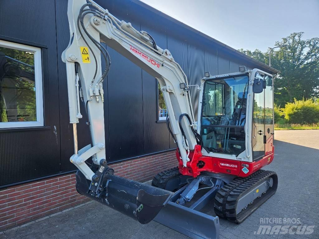 Takeuchi TB 240 Mini ekskavatori < 7 t