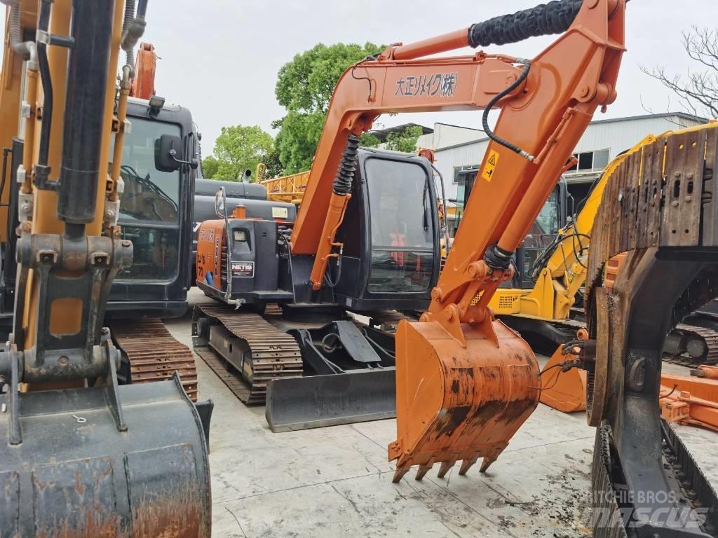 Hitachi ZX 70 Kāpurķēžu ekskavatori
