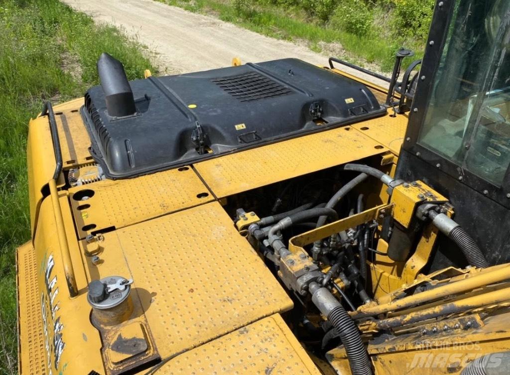 CAT 320 D FM Baļķu iekrāvēji