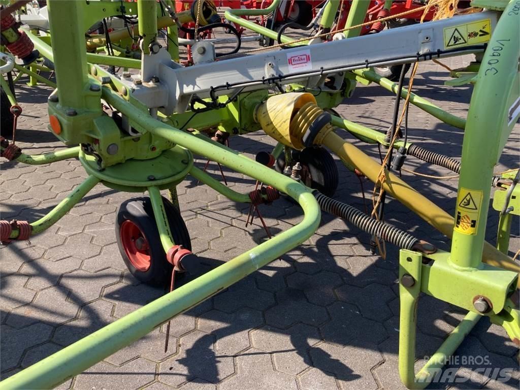 CLAAS Volto 670 Grābekļi un siena ārdītāji
