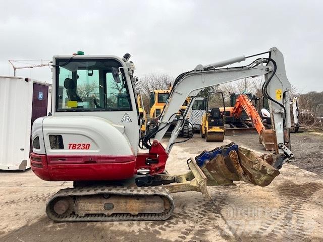 Takeuchi TB 230 Mini ekskavatori < 7 t