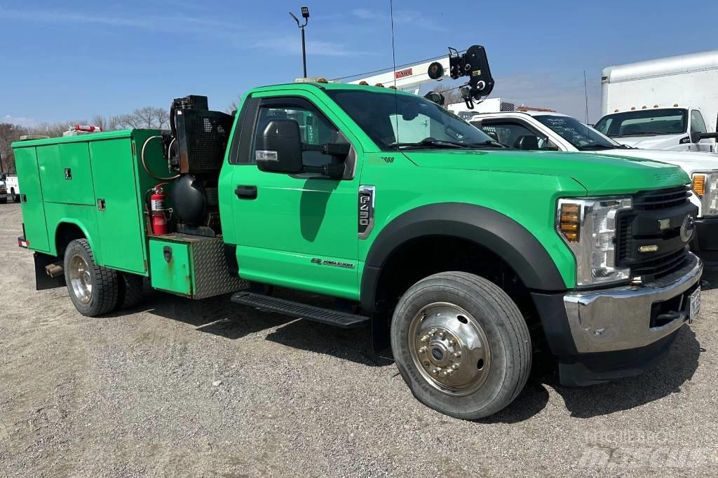 Ford F 450 XL SD Autocisterna