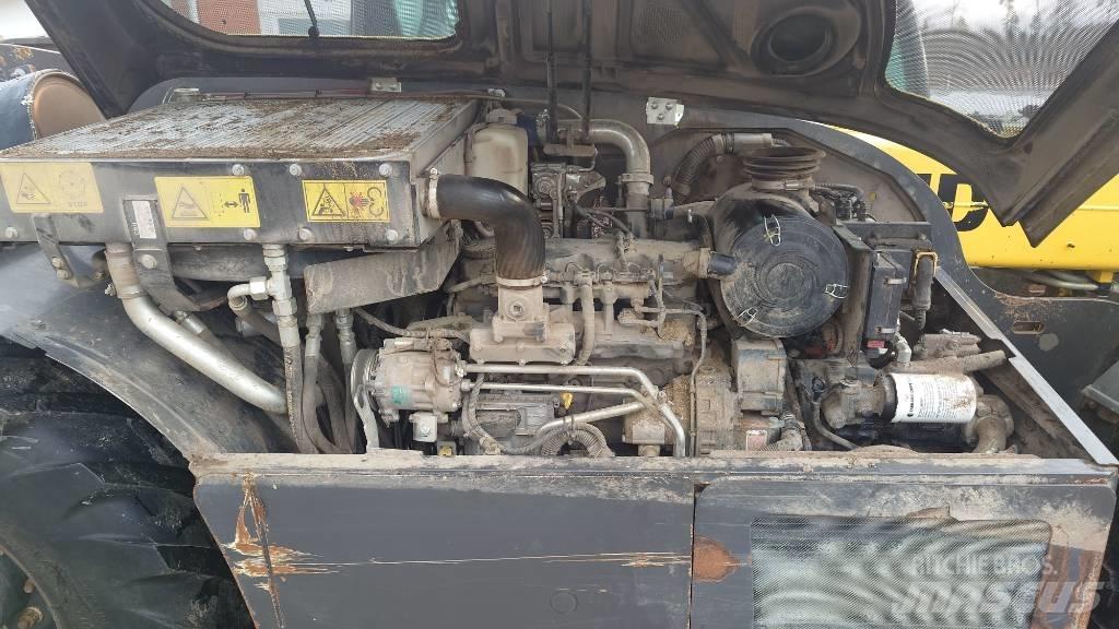 New Holland TH 7.42 Teleskopiskie manipulatori