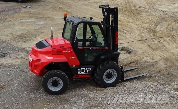Manitou M30.4 Tehnika ar dīzeļa dzinēju