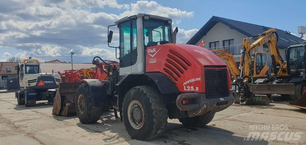 O&K L 25.5 Iekrāvēji uz riteņiem