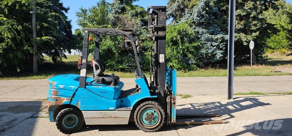 Feeler FD35 Tehnika ar dīzeļa dzinēju