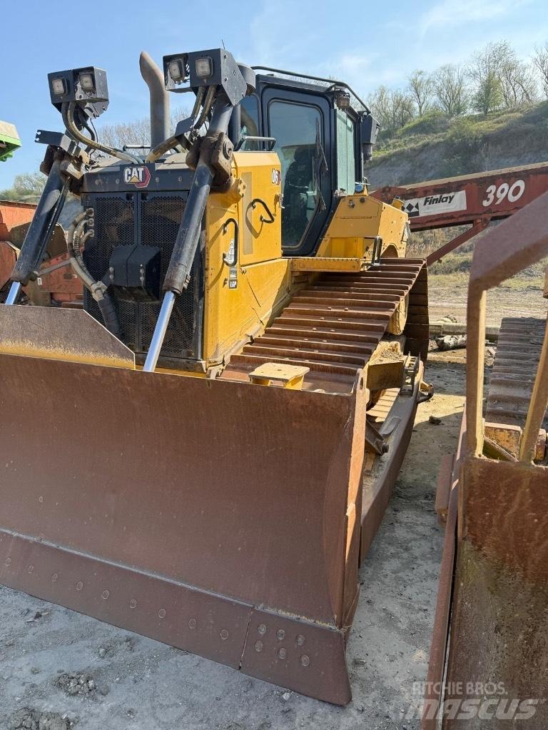 CAT D 6 T LGP Kāpurķēžu buldozeri