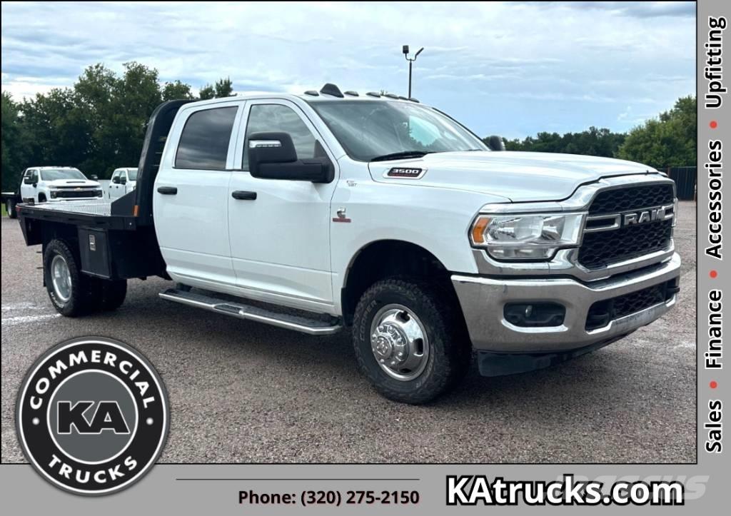 RAM 3500 TRADESMAN Platformas/izkraušana no sāniem