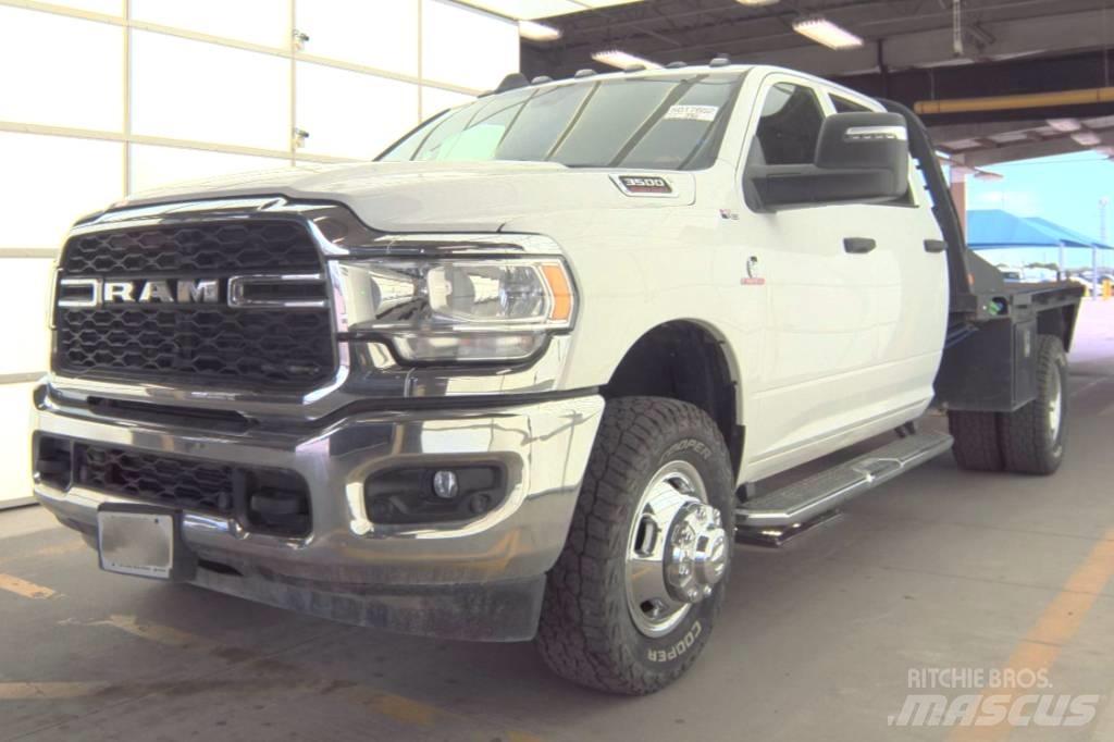 RAM 3500 TRADESMAN Platformas/izkraušana no sāniem