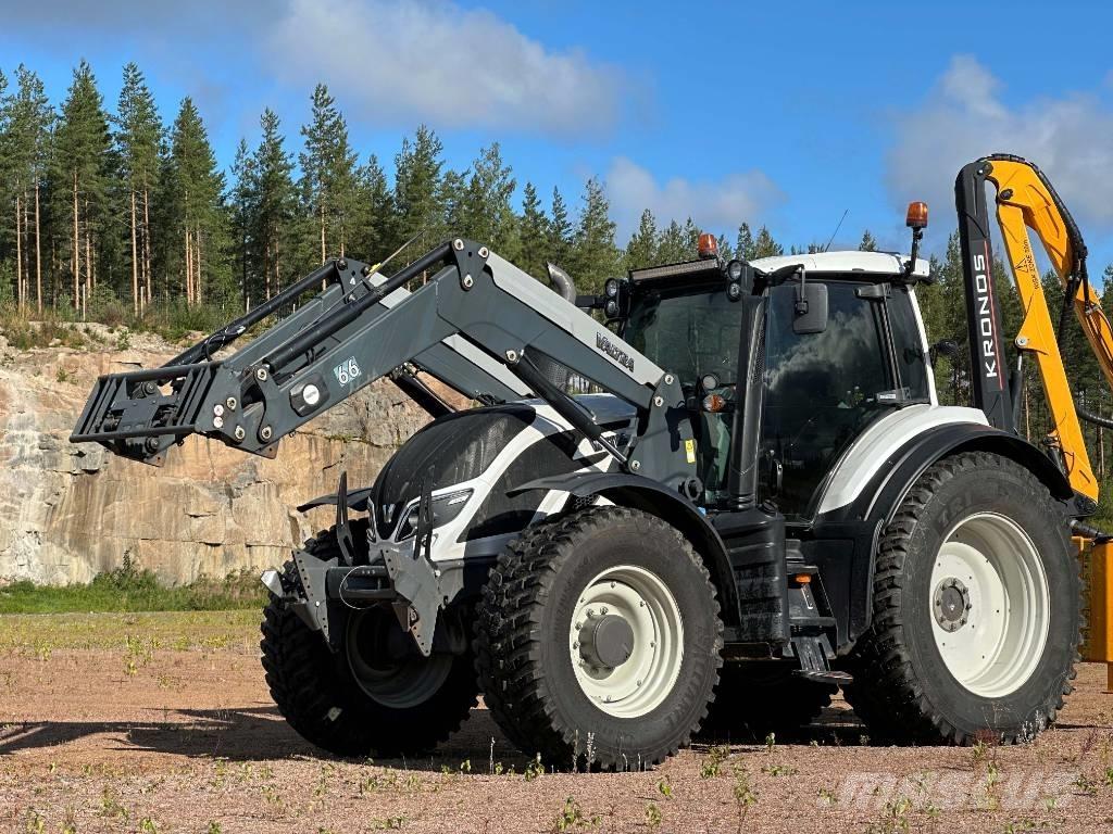 Valtra T 174 Traktori