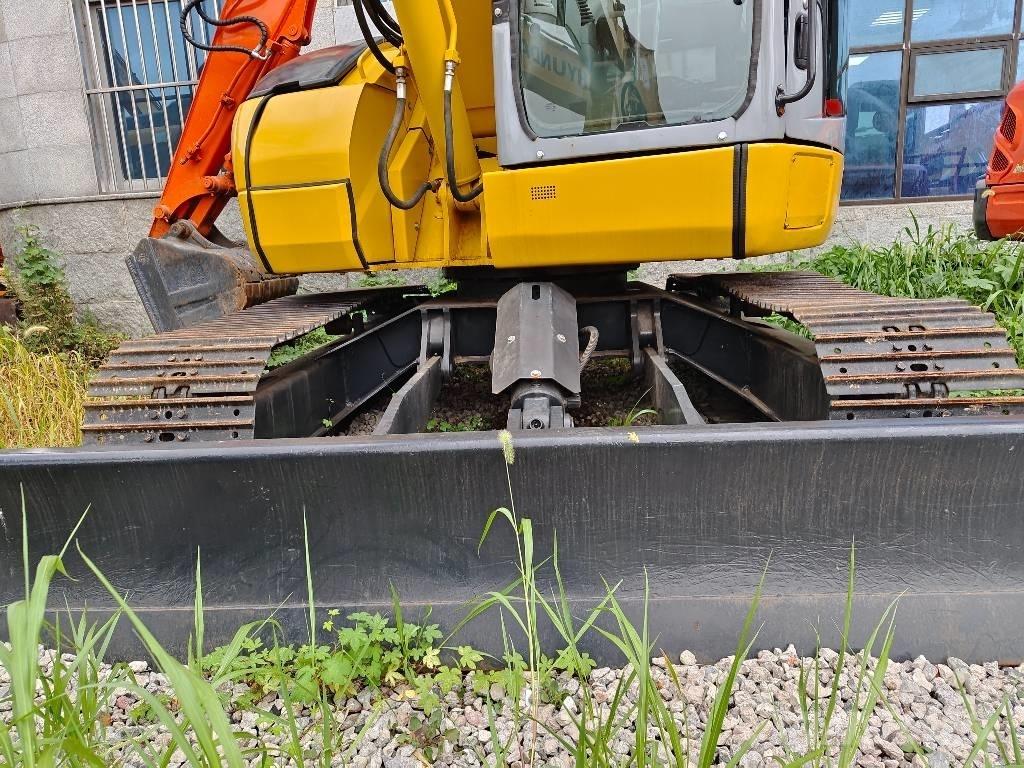 Komatsu PC 78 US Vidēja lieluma ekskavatori 7 t - 12 t
