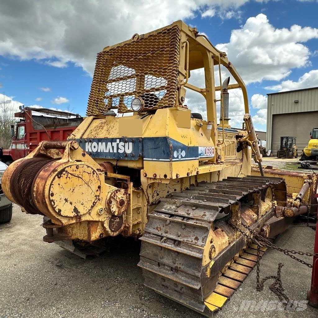 Komatsu D 68 E-1 Kāpurķēžu buldozeri