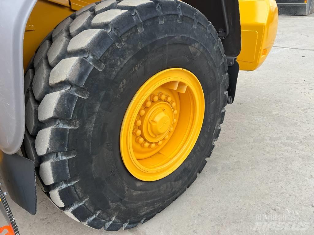 Volvo L70H2 Iekrāvēji uz riteņiem
