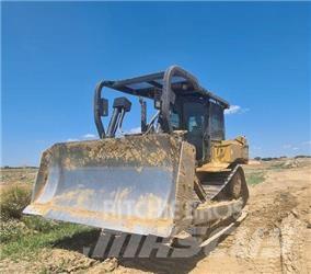 CAT D 6 R Kāpurķēžu buldozeri