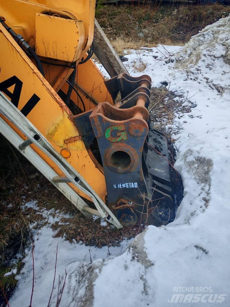 Hyundai HL 770-9 Iekrāvēji uz riteņiem