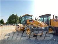 XCMG SX233JE Vienvalča grunts veltņi