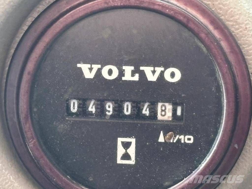 Volvo EC 140 E Kāpurķēžu ekskavatori