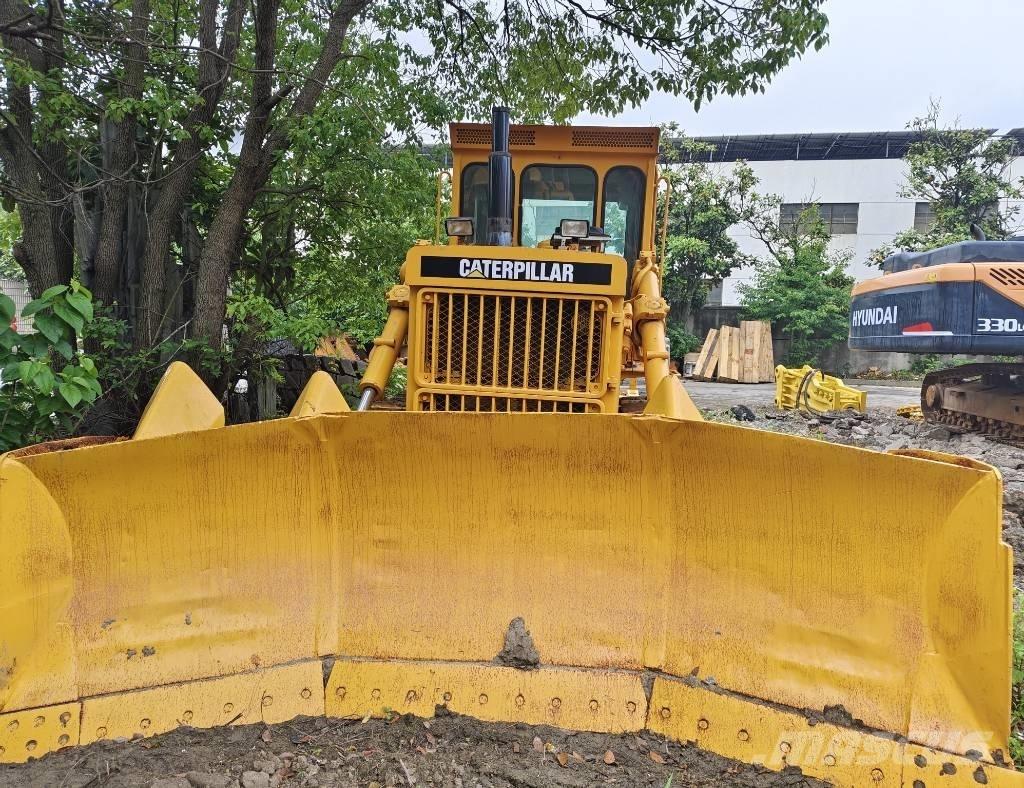 CAT D 7 G Kāpurķēžu buldozeri