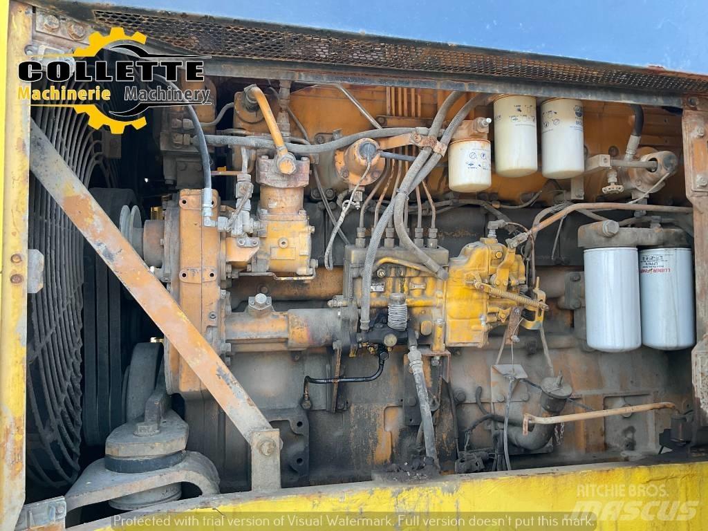 Komatsu WA 600-1 Iekrāvēji uz riteņiem
