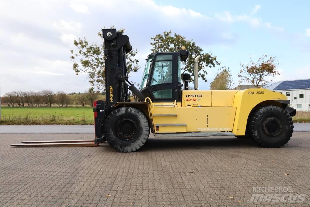 Hyster H 32 XM-12 Tehnika ar dīzeļa dzinēju