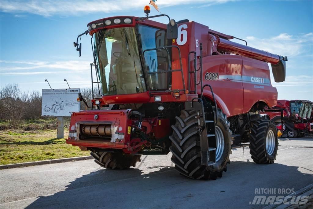 Case IH AF6088 Ražas novākšanas kombaini