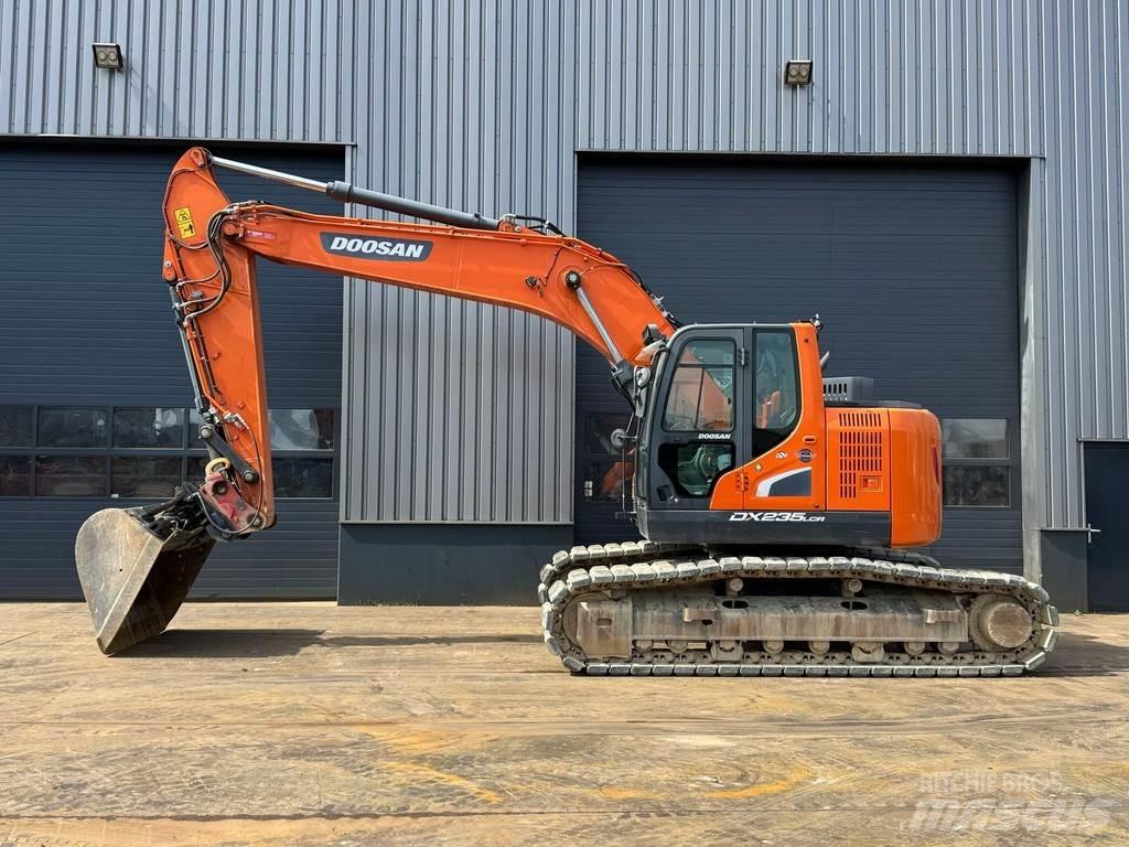 Doosan DX235LCR-5 Kāpurķēžu ekskavatori