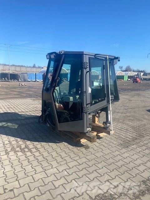CASE D 1650 NEW CAB Kabīnes un interjers