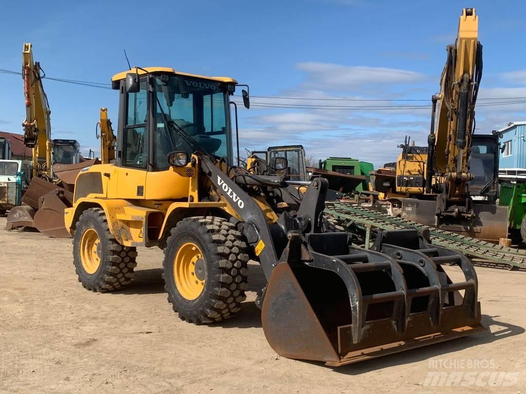 Volvo L 35 G Iekrāvēji uz riteņiem