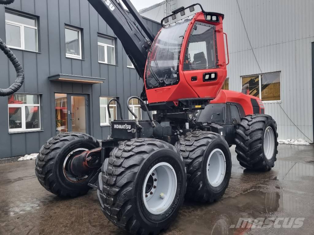 Komatsu 931 Harvesteri