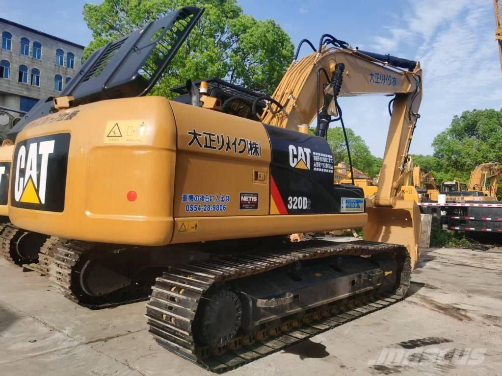 CAT 320d2 Kāpurķēžu ekskavatori
