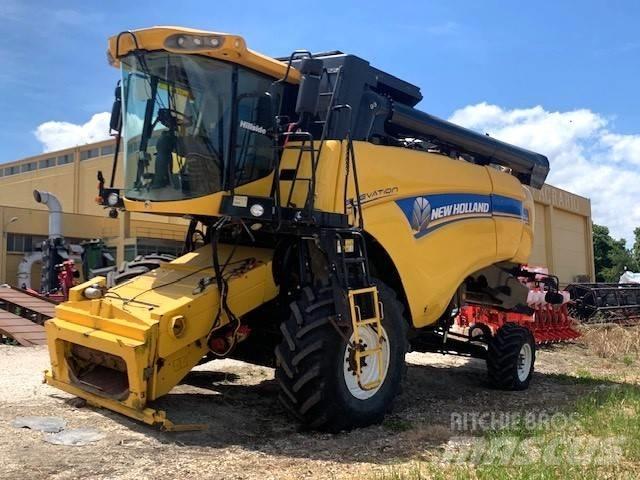 New Holland CX 5090 Ražas novākšanas kombaini