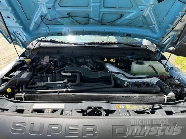 Ford F 550 SD Pacēlāji uz automašīnas bāzes