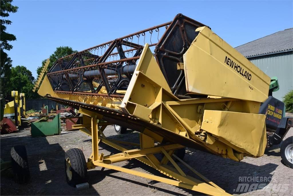New Holland TC 56 Ražas novākšanas kombaini