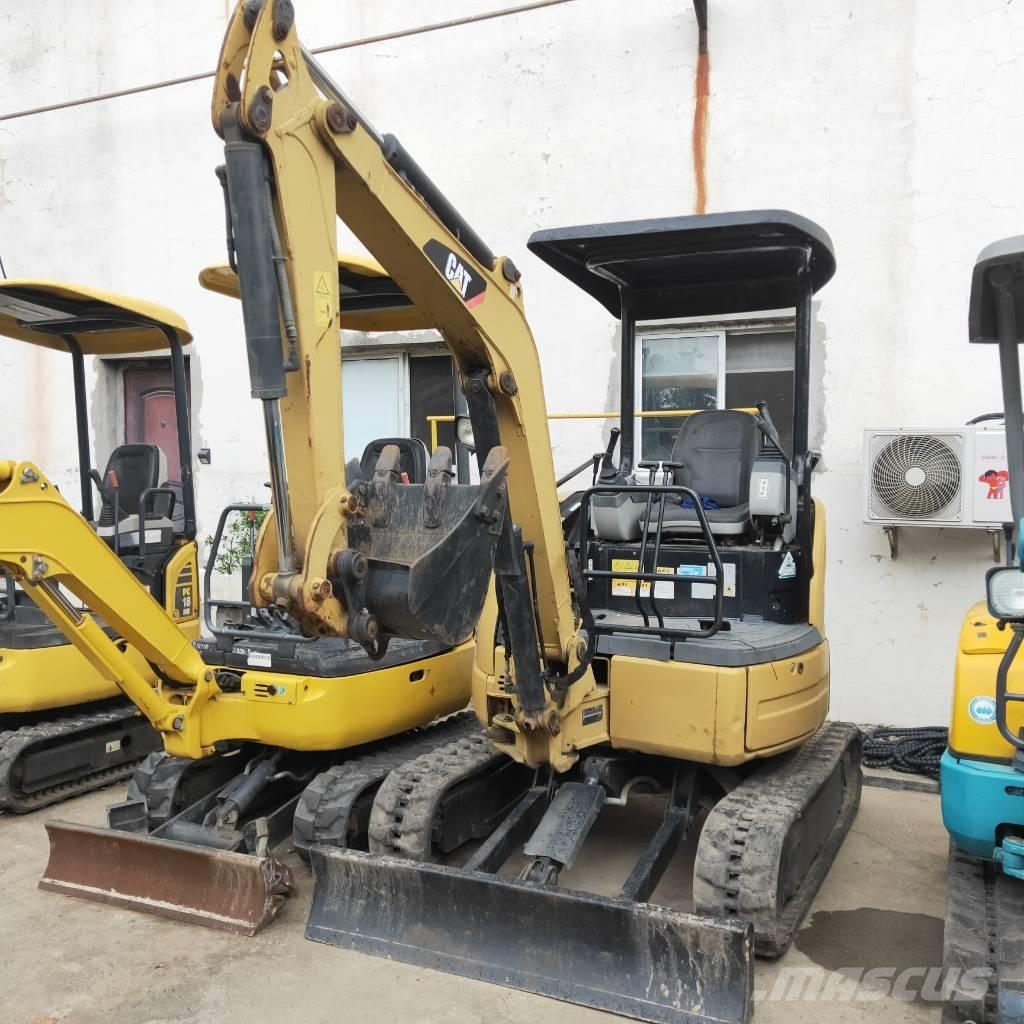 CAT 302CR Mini ekskavatori < 7 t