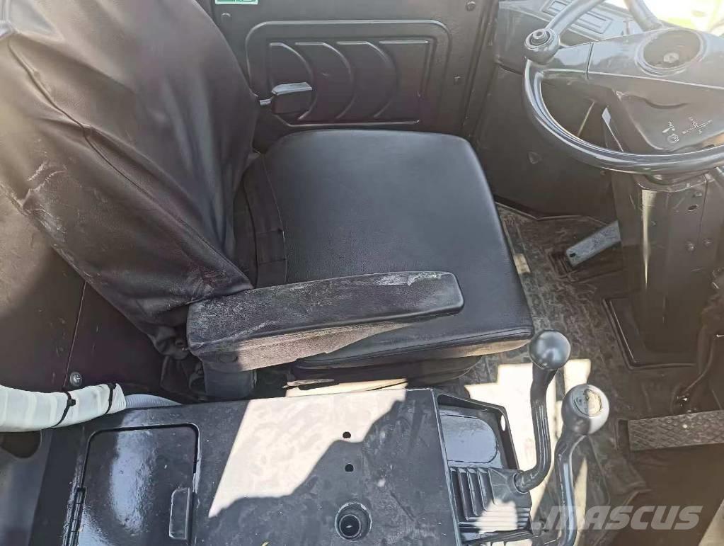 Komatsu WA 470-3 Iekrāvēji uz riteņiem