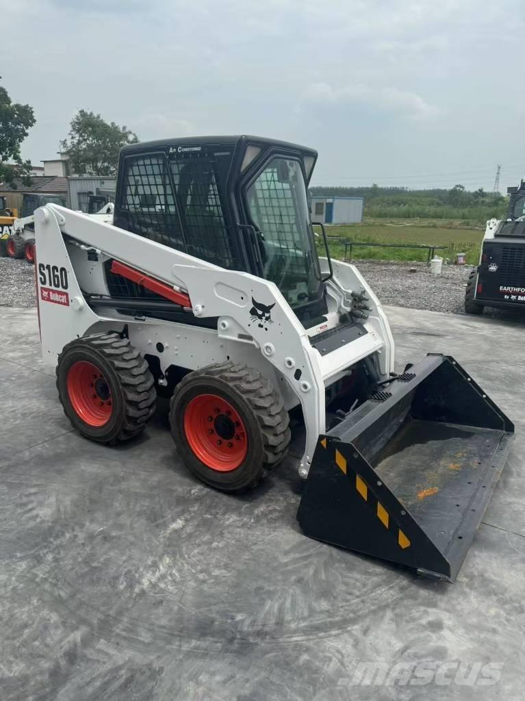 Bobcat S 160 Lietoti riteņu kompaktiekrāvēji
