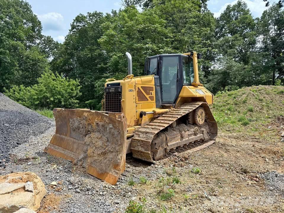 CAT D 6 N XL Kāpurķēžu buldozeri