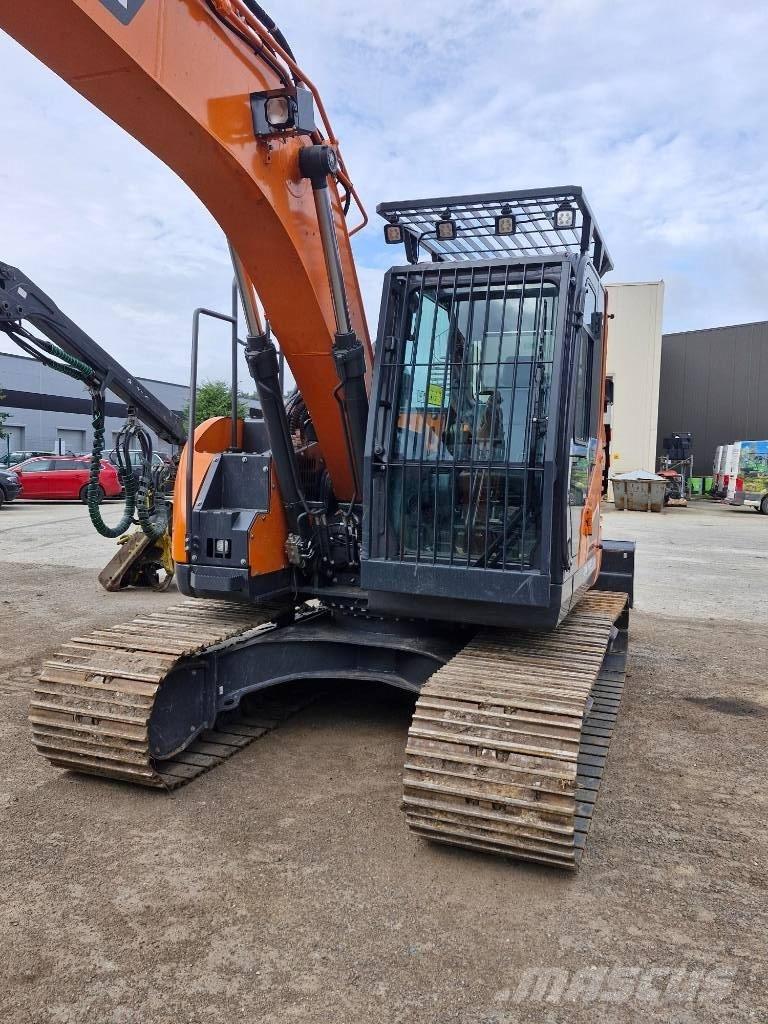 Develon DX 140 LCR-7 Kāpurķēžu ekskavatori