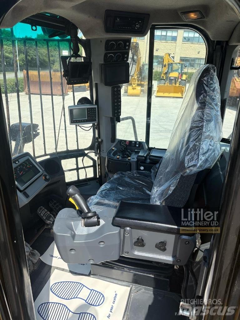 CAT 966 M Iekrāvēji uz riteņiem